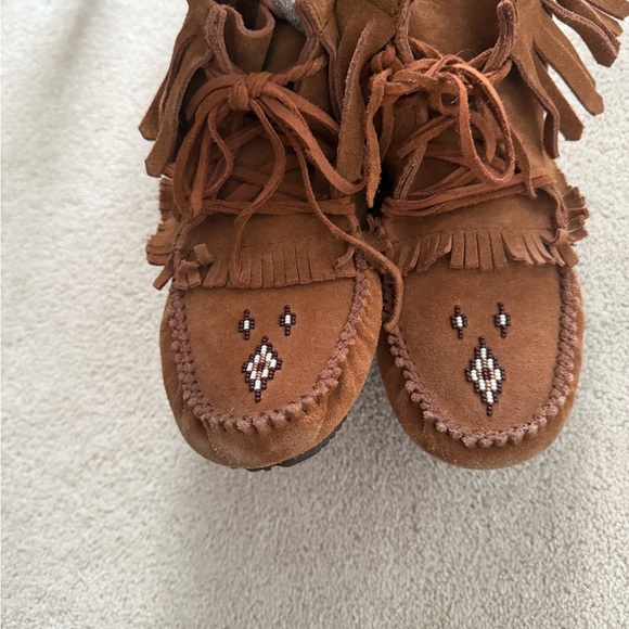 Manitobah Mukluks Shoes - Brown Moccasins with Fringe Detailing